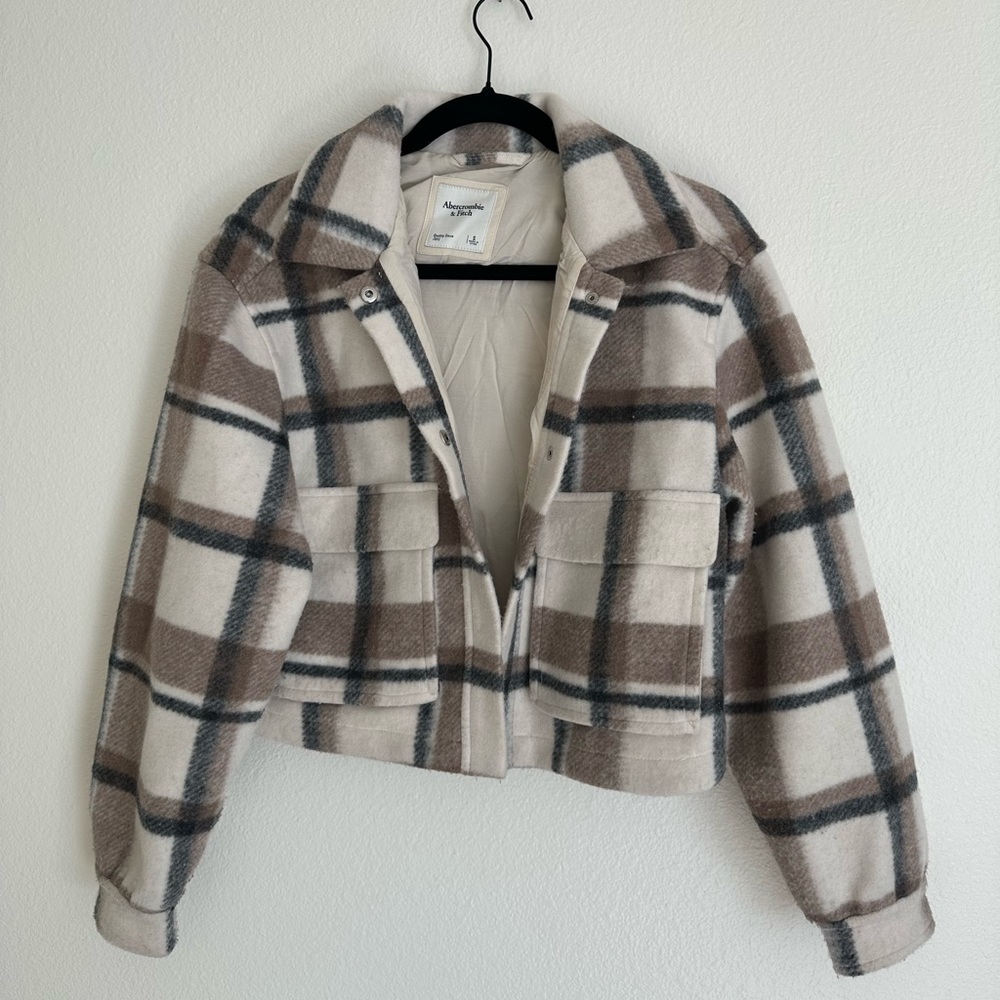 Abercrombie plaid cropped coat